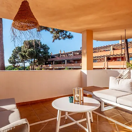 Center 2 Beds Elviria Марбелья