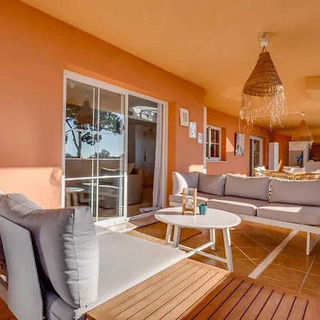 Апартаменты Center 2 Beds Elviria Марбелья