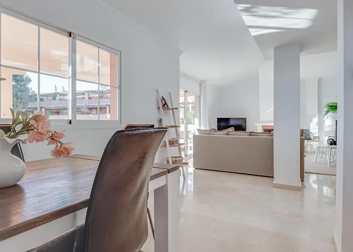 Center 2 Beds Elviria Marbellac