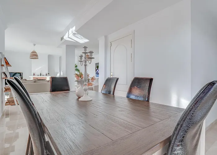 Center 2 Beds Elviria Marbella