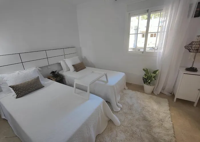 Center 2 Beds Elviria Lejlighed *