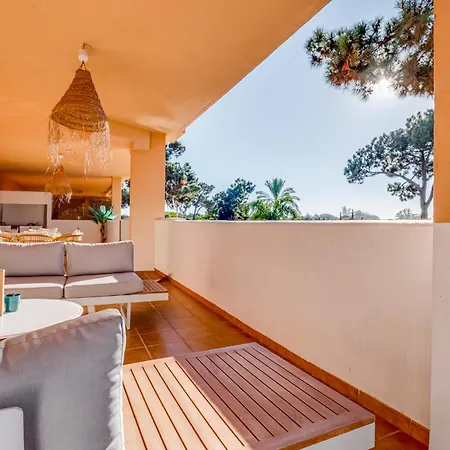 Center 2 Beds Elviria Marbella