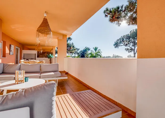 Center 2 Beds Elviria Marbella